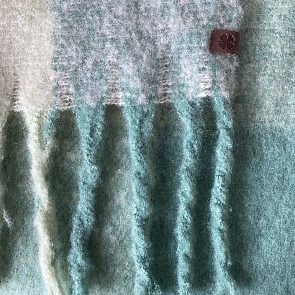 Lucky Brand Green & Cream Oversized Fringe Scarf Versatile Casual Chic Laganlook